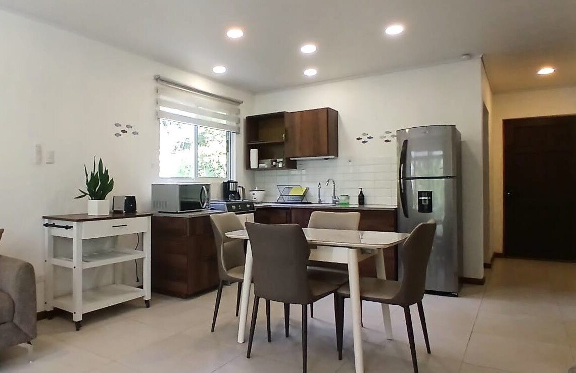 Cocina y comedor